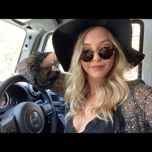 Meet your Posher, Jordyn